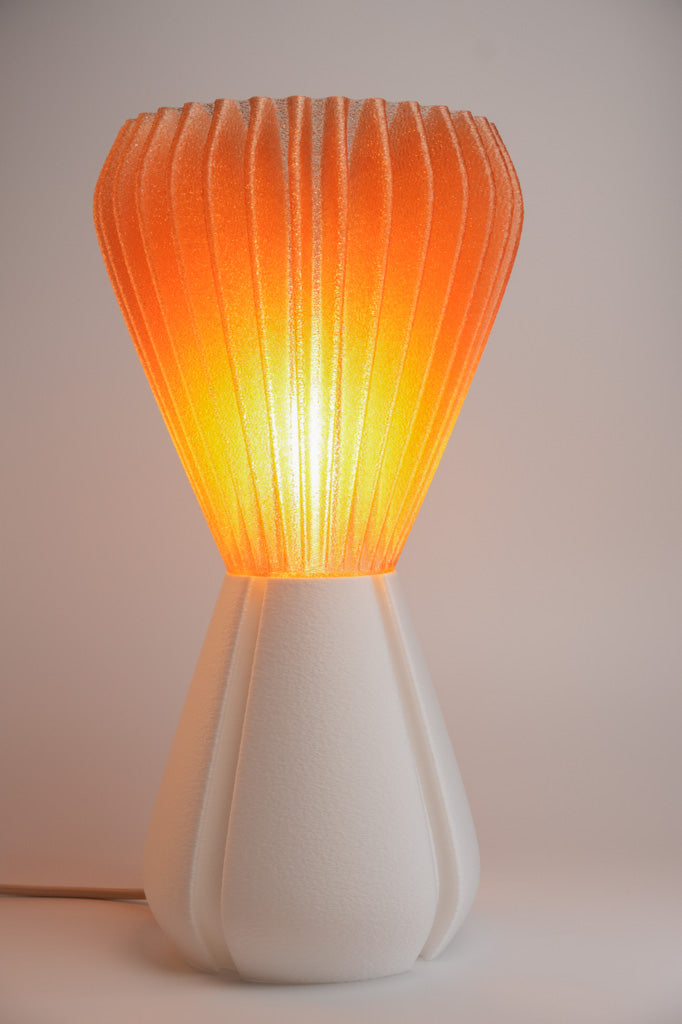 Luminária Torre CURVU - 04
